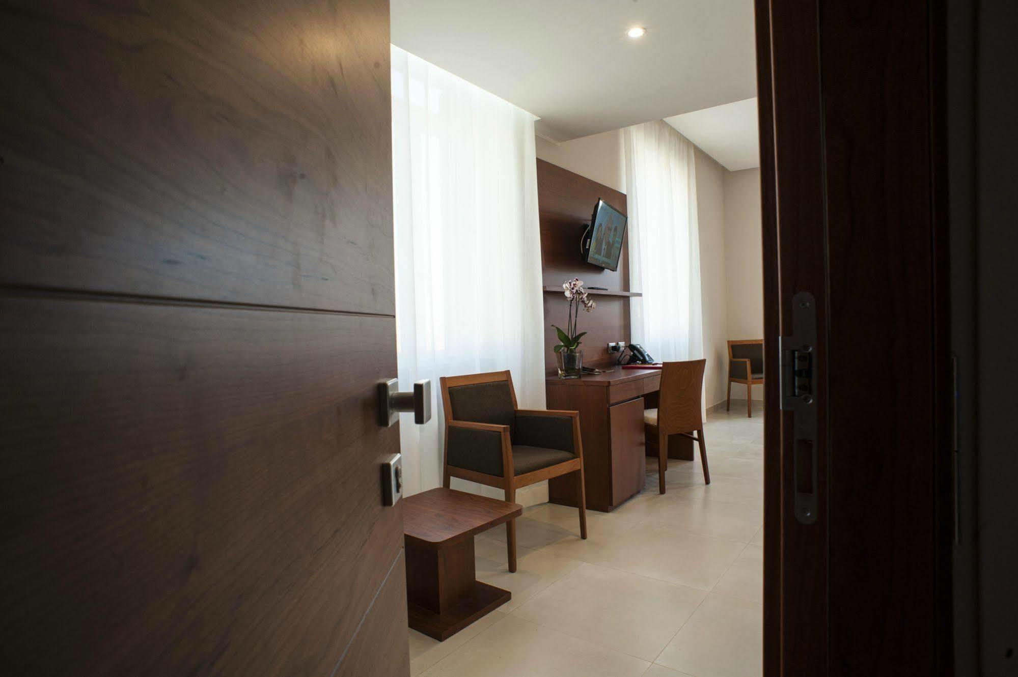 Angelina 3* Roma