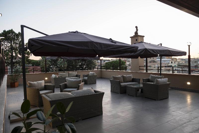 Angelina Hotel